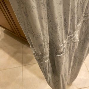 XXL gray and cream snakeskin women’s pant jumpsuit